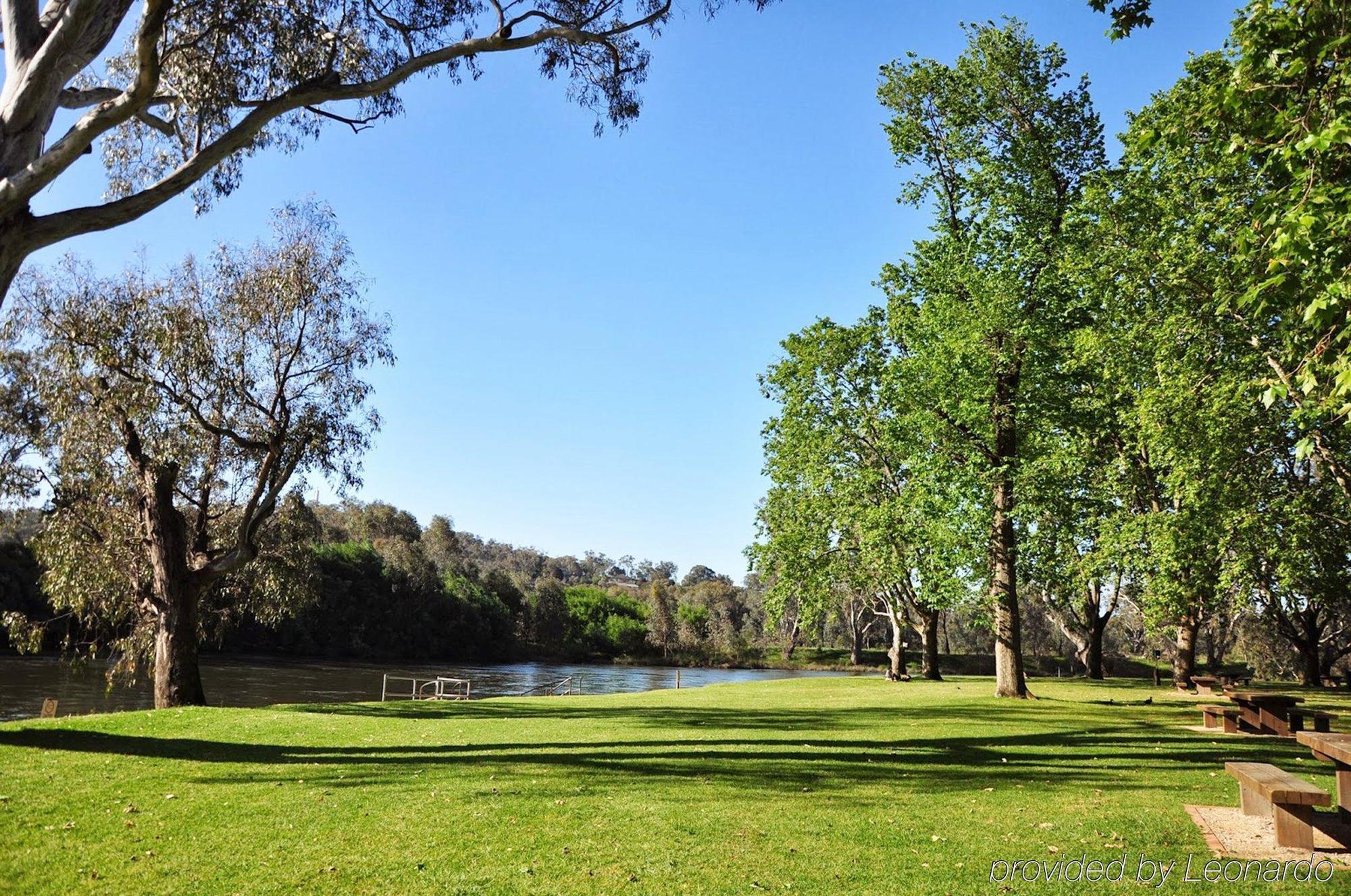 Albury Paddlesteamer Motel Экстерьер фото